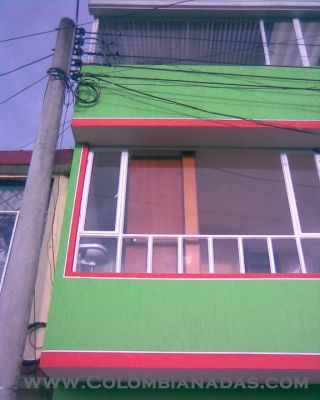 Buena vista del baño
