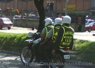 Nueva moto tripolicia
