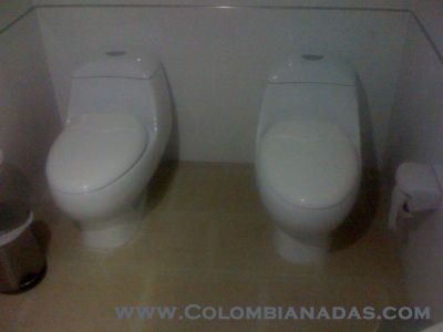 el propio pa las mujeres
en este se pueden sentar las mujeres a charlar mientras lo hacen bn tranquilas, pues siempre les gusta ir acompañadas al baño.
Keywords: samy