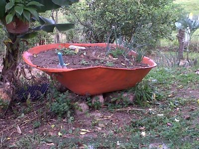 que hacer con tu carretilla vieja 
