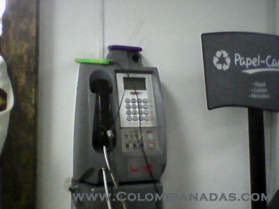 cargando un 2 celulares en un telefono publico (CUR)
jajjajja estefania, nana que cosas no jaja
Keywords: remington